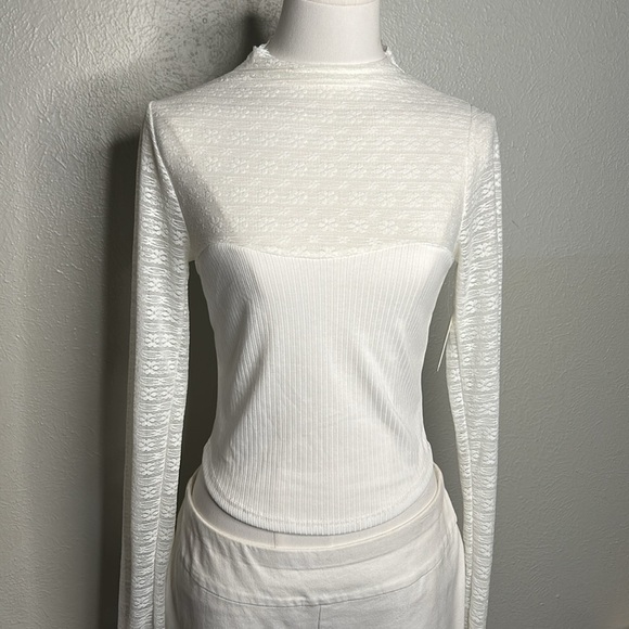 Altar’d State White Lace‎ & Stretch Knit Mock Neck Top NWT Sz Large - Picture 5 of 14